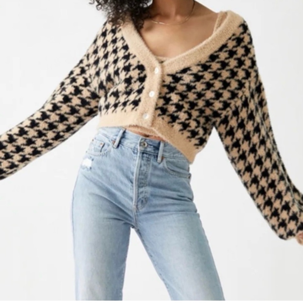 Kendall & Kylie Black and Tan Houndstooth Cardigan
